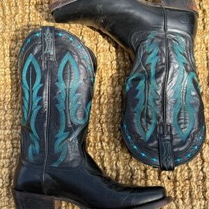 Men’s Ariat Black Cowboy Boots – Turquoise Stitch Detail – Size 9